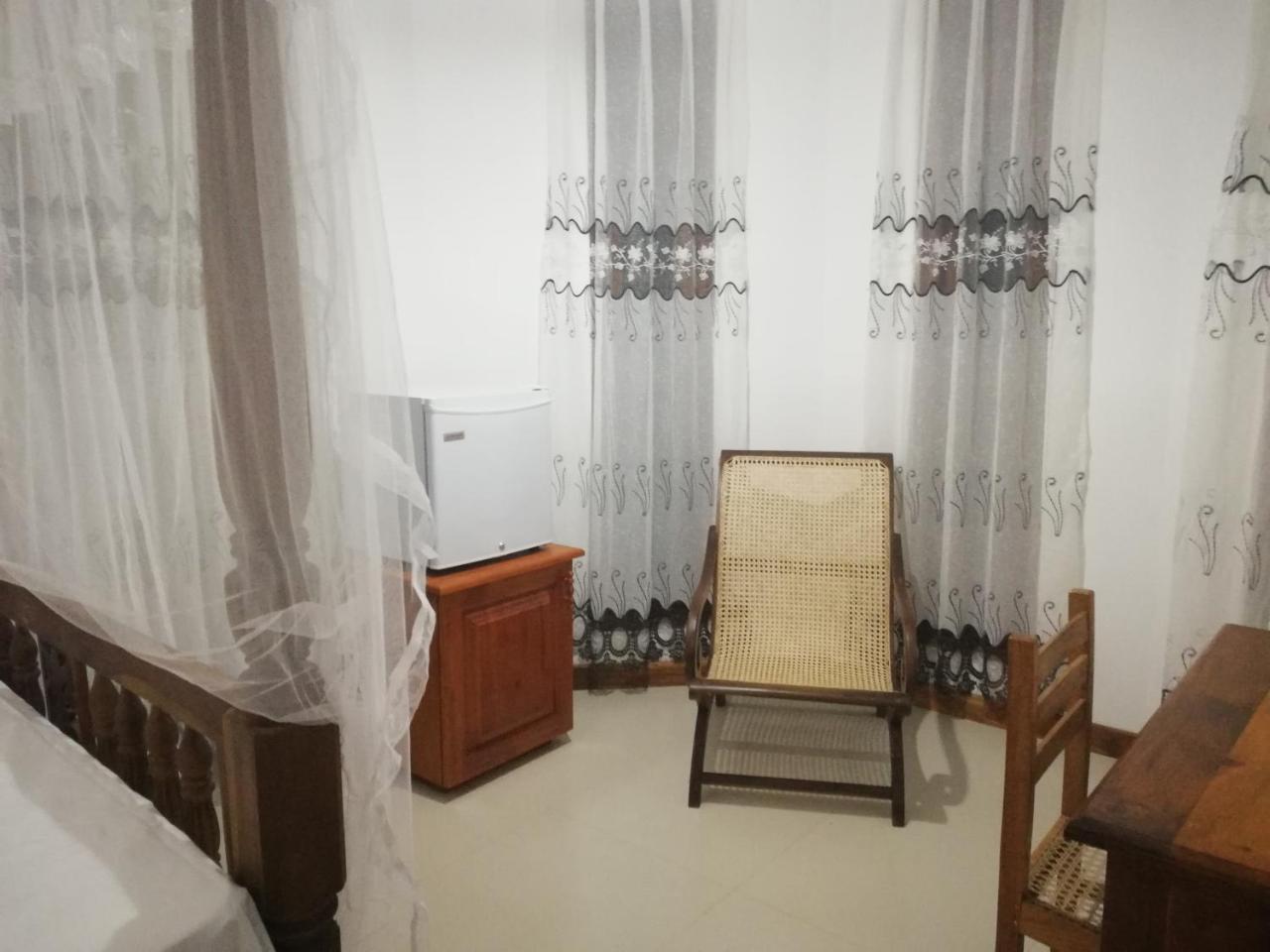 Bed and Breakfast Air Port 5 Minutes Super Clean Upul Negombo Exteriér fotografie