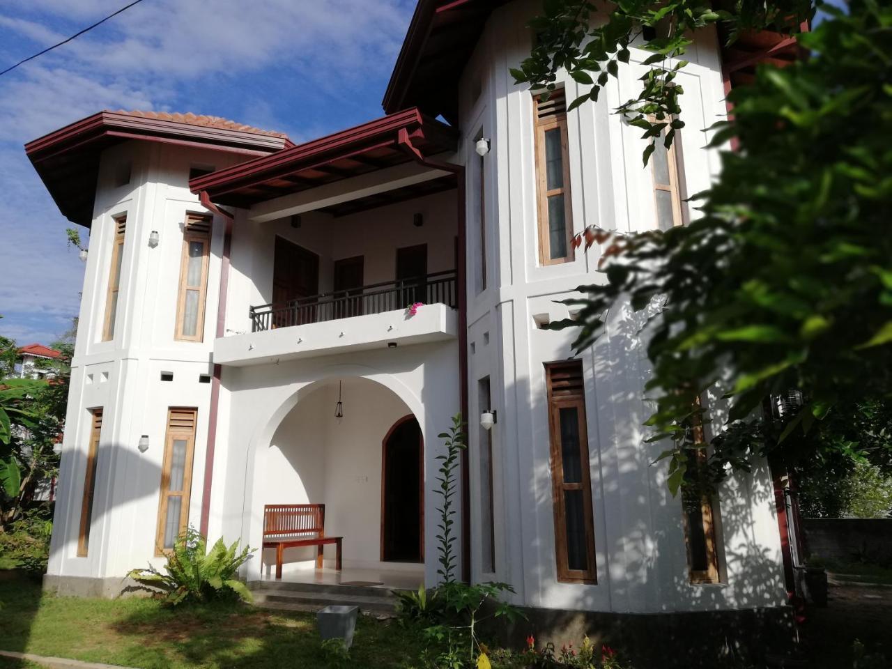 Bed and Breakfast Air Port 5 Minutes Super Clean Upul Negombo Exteriér fotografie